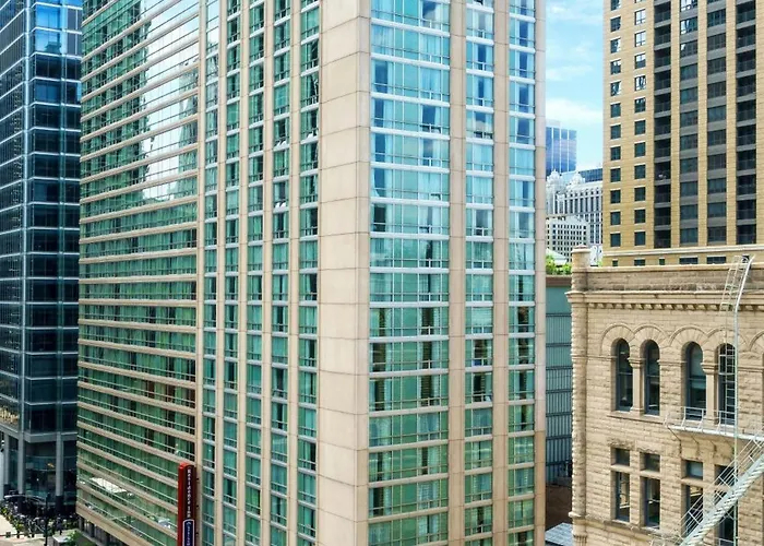 By Marriott Downtown/river North