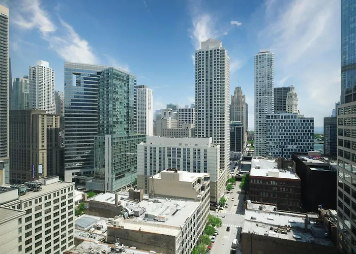 By Marriott Downtown/river North 3* Chicago