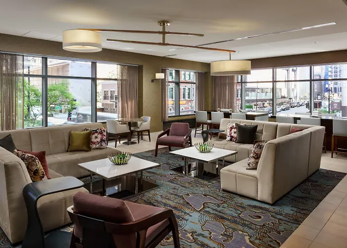 By Marriott Downtown/river North