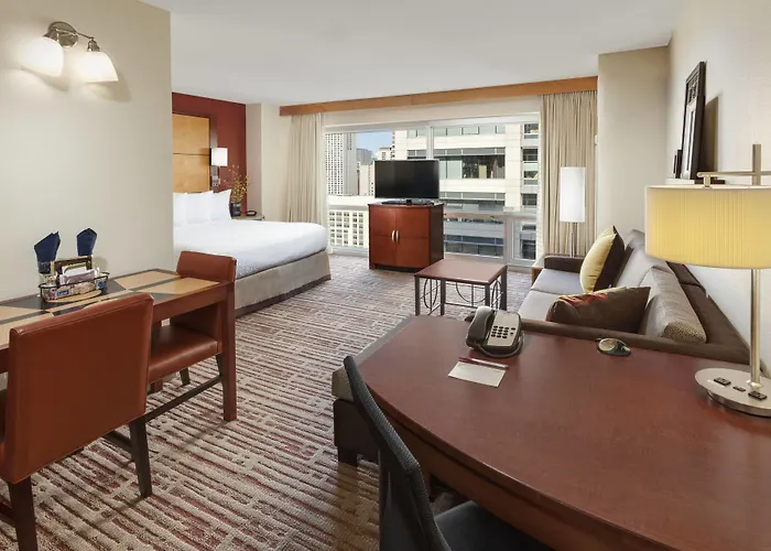By Marriott Downtown/river North