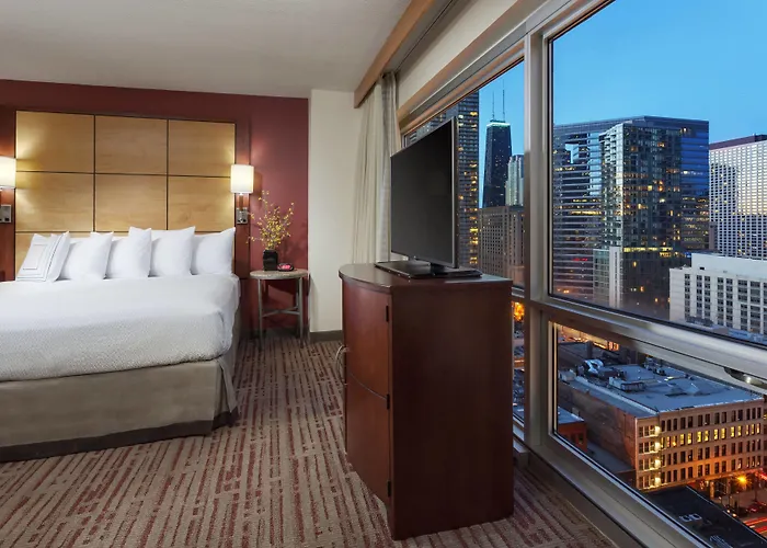 By Marriott Downtown/river North Chicago
