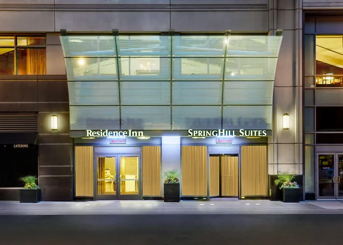 Hotel By Marriott Downtown/river North Chicago