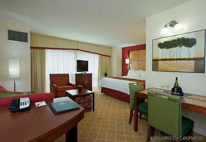 Hotel By Marriott Downtown/river North Chicago