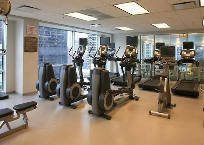 By Marriott Downtown/river North 3*