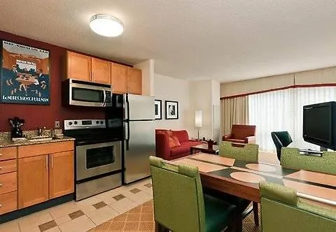 By Marriott Downtown/river North Chicago