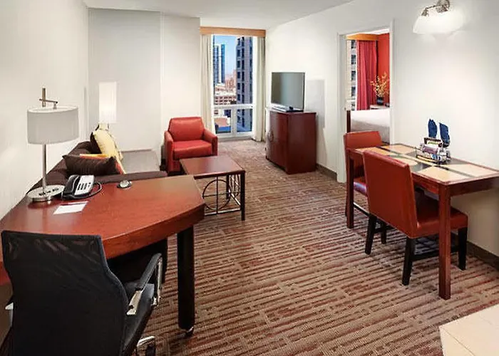 By Marriott Downtown/river North Hotel